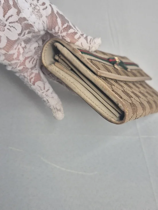 Gucci Beige Brown GG Supreme Continental Wallet with Green-Red Web - Picture 16 of 17